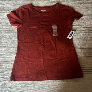 Old navy tee red/orange color